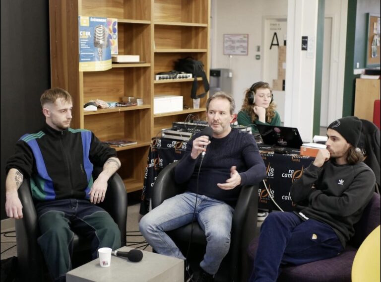 Plateau public radio